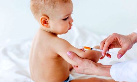 ماجرای اظهارنظر جنجالی همسر خواننده مشهور درباره واکسن/ واکسیناسیون کودکان خطرناک است؟!