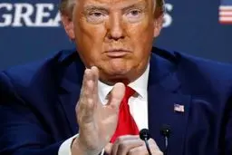 ترامپ: تست‌گیری موجب افزایش ابتلا به کرونا شد!