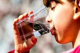 زمانبندی نوشیدن آب چه تاثیری بر سلامتی دارد؟