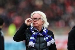 بازیکن استقلال پول شفر را می‌دهند!