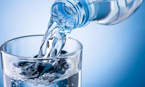 میزان آب مورد نیاز بدن در روز