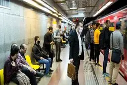 مترو سواری به وقت کرونا!