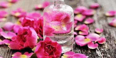 اعصاب‌تان را با «گلاب» آرام کنید