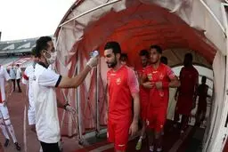 شوک به صدرنشین لیگ؛ بازیکن پرسپولیس مشکوک به کرونا