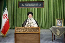 موضع صریح و مهم رهبر انقلاب درباره توهین برخی نمایندگان به ظریف در صحن مجلس