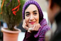 واکنش میترا حجار به راه رفتن مردم از روی عکسش در کف خیابان + عکس