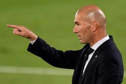 هر ۱۹ بازی یک جام