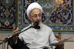 تاکید دوباره آیت الله سبحانی بر تکالیف در خانه دانش آموزان: گفتند سالانه ۱۳۰ میلیون جلد کتب آموزشی از بین می رود