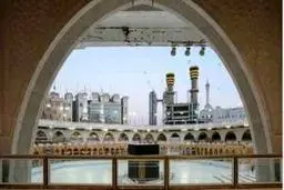عربستان، بوسیدن و لمس خانه خدا در ایام حج امسال را ممنوع کرد