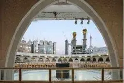 عربستان، بوسیدن و لمس خانه خدا در ایام حج امسال را ممنوع کرد