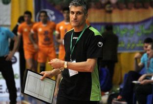 مصطفی کارخانه به کرونا مبتلا شد