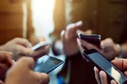 ممنوعیت واردات گوشی‌های بالای ۳۰۰ یورو به گمرکات ابلاغ نشده است
