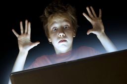 تأثیر فیلم‌های عاشقانه، کمدی و ترسناک بر زندگی