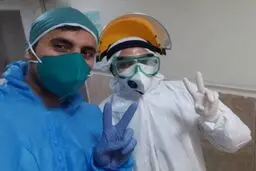 ماجرای دست به جیب شدن زوج پزشک برای زنده ماندن بیمار کرونایی‌