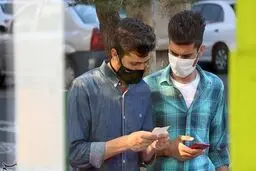 ماسک با قیمت مصوب به دست داروخانه‌‌ها نمی‌‌رسد/چرا وزارت صنعت میلیون‌ها ماسک دپوشده را عرضه نمی‌کند؟