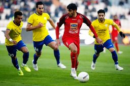 بازی فوتبال پرسپولیس و نفت مسجد سلیمان/ چهارمین قهرمانی متوالی سرخ ها در شهر اولین‌ها رقم می خورد؟