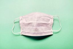 اما و اگرهای توزیع ماسک ۱۴۰۰ تومانی در داروخانه‌ها