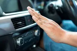 آیا باد کولر ماشین و موتور جارو برقی موجب انتقال کرونا می‌شود؟