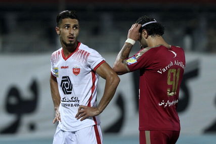 نساجی یک &#8211; پرسپولیس یک/ توقف قهرمان در قائمشهر