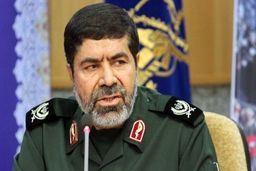 چرا ماکت ناو هواپیمابر آمریکا در رزمایش سپاه غرق نشد؟