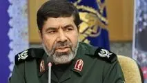 چرا ماکت ناو هواپیمابر آمریکا در رزمایش سپاه غرق نشد؟