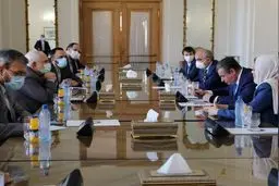 توئیت‌های ظریف پس از گفت‌وگو با مقامات ارشد روسیه و امارات