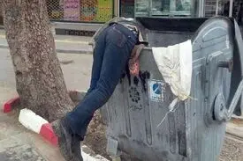 بی‌هراس از کرونا در جستجوی زندگی در سطل‌های زباله