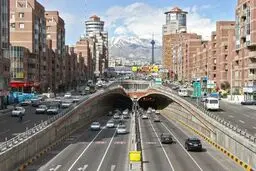 تصادف سه خودرو در تونل توحید