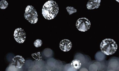 نامرئی‌شدن خرس‌ها در شب و بارش باران الماس!