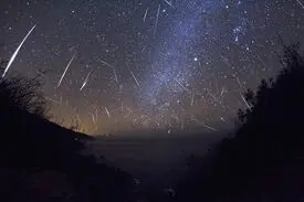آسمان امشب شهاب‌ باران می‌شود/دیدار “ماخهولز و “خورشید” در ۱۴۰۱