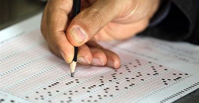 عضو کمیسیون آموزش مجلس: مخالفت وزارت بهداشت با برگزاری کنکور کارشناسی