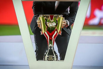 رونمایی از جام قهرمانی پرسپولیس در لیگ نوزدهم + عکس