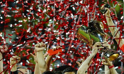 بازی فوتبال پرسپولیس &#8211; ذوب آهن/ ارتش سرخ آماده تاج گذاری