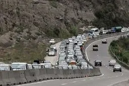 جاده هراز و اتوبان قزوین شلوغ است