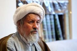 رئیس بیمارستان شهید بهشتی قم: عمل جراحی مغز آیت‌الله مؤمن با موفقیت انجام شد