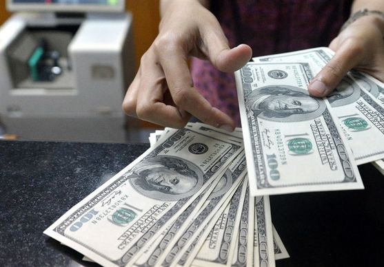 قیمت ارز در صرافی ملی امروز ۹۷/۱۰/۰۳