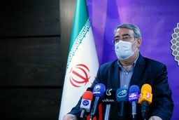 در چند روز گذشته رسانه‌های خارج از کشور مردم را دعوت به فروش سهام می‌کردند