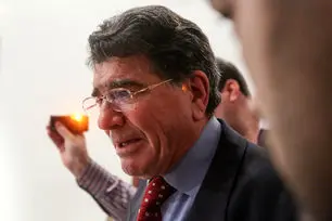 به شایعه ها درباره شجریان توجه نکنید