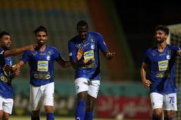 جذب بازیکن و مربی خارجی جدید برای فصل آینده لیگ برتر ممنوع شد