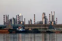 وال‌استریت ژورنال مدعی شد: توقیف چهار کشتی حامل سوخت ایران توسط آمریکا