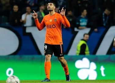 خیز طارمی برای حضور در پرسپولیس!/عکس