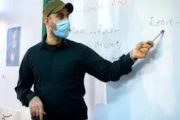 معلمان در وضعیت قرمز نیازی به حضور فیزیکی در مدرسه ندارند