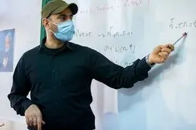 معلمان در وضعیت قرمز نیازی به حضور فیزیکی در مدرسه ندارند