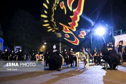 حـافظ سلامت نذورات حسینی باشیم