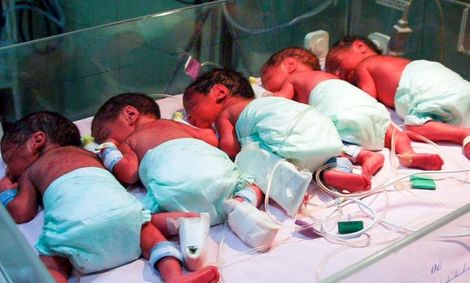 واریز مستمری برای ۶ قلوهای کرجی/ خانواده‌های دارای فرزند دوقلو هم مستمری دریافت می‌کنند