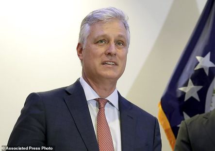 تمجید مشاور امنیت ملی آمریکا از اقدامات ترامپ علیه ایران