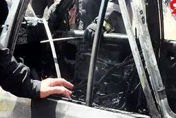 خودسوزی مادرکرجی و دختر ۸ ساله اش داخل پراید