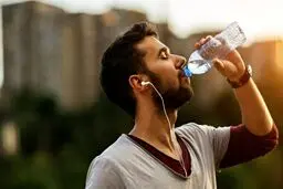 چرا به اندازه کافی آب نمی‌نوشید؟
