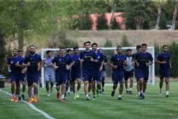 دروازبان استقلال با آبی‌پوشان تمدید کرد