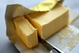 یه رفیقم نداریم بهمون سهمیه کره بده!